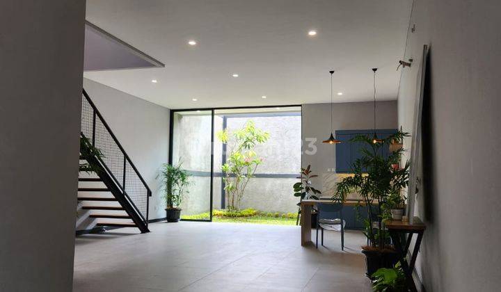 Rumah Modern Industrial Lokasi Strategis Dan Asri Giriloka Bsd Tangerang Selatan 2