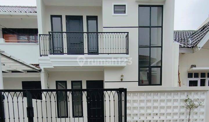 Rumah Modern 2 Lantai Lingkungan Asri Nusaloka Bsd Tangerang Selatan