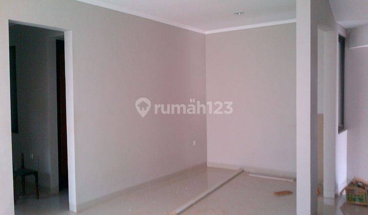 Rumah 2 Lt Di Town House Besar Bebas Banjir Jln Msk 3 Mbl Kpr 0 2