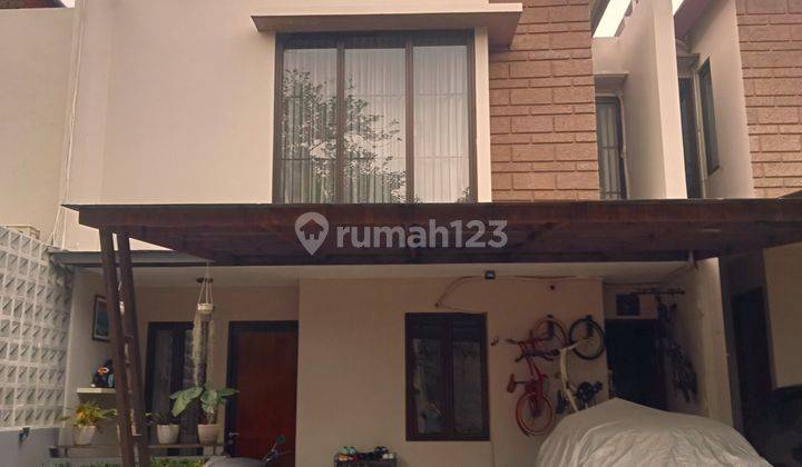 Rumah 2,5lt Townhouse Besar Jln Masuk 3 Mobil Furnished No Banjir 2