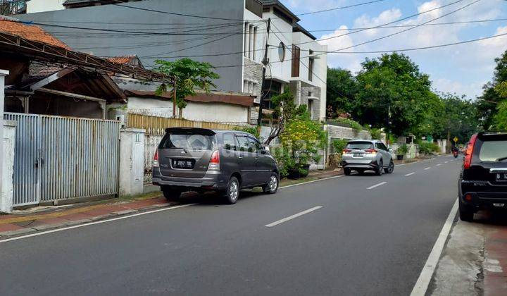 Dijual rumah tua di Menteng di Lokasi paling strategis  2