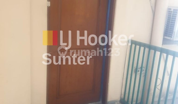 Apartemen yang terletak di tengah2 pusat bisnis