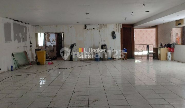 Gudang Siap Pakai di Danau Sunter Barat