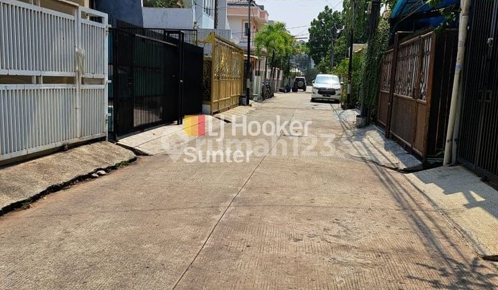 Rumah dalam kondisi bagus di sunter paradise 