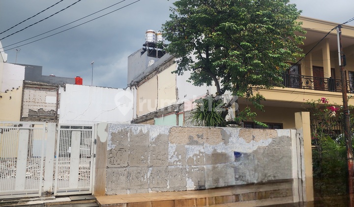 Dijual Kavling di Daerah Strategis di Paradise Timur Raya Dijual Kavling di Daerah Strategis di Paradise Timur Raya