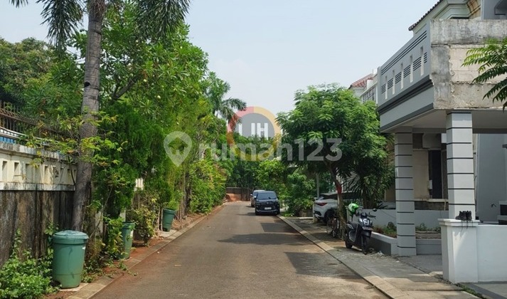 For Sale House In Sunter Mediterania Cluster
