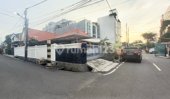 Rumah Hoek.di Rawamangun Siap Dihuni