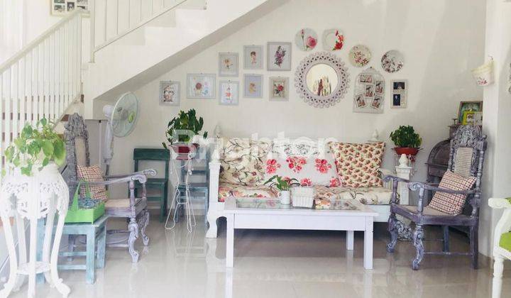 RUMAH CANTIK SHABBY CHIC FURNISHED 2 LANTAI SPRING HILL MALANG 2