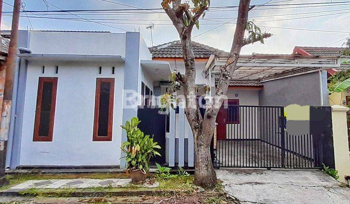 RUMAH CANTIK TERAWAT AREA SULFAT MALANG 1