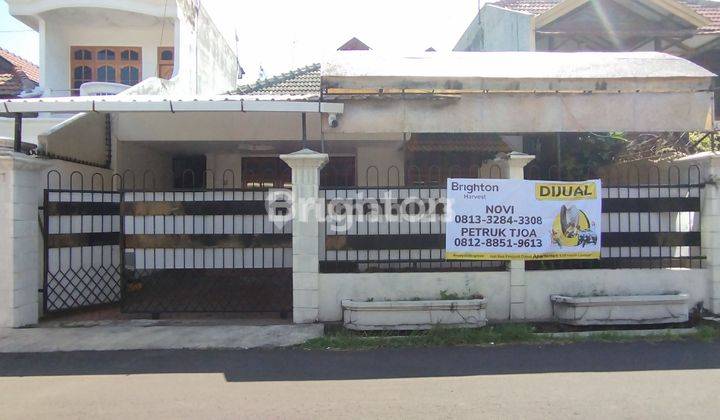 RUMAH FULL KAYU JATI STRATEGIS 2,5KM KE POLINEMA BRAWIJAYA-SOEKARNO HATTA DAN SEKITARNYA AREA BUNGA-BUNGA COCOK UNTUK RUMAH KOST KOTA MALANG 2