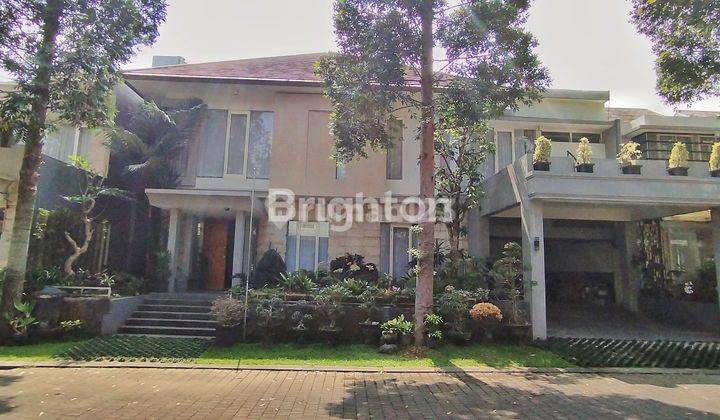 Rumah Ala Villa Dengan Kolam Renang dan Fasilitas Lengkap Semi Furnish Area Riverside Kota Malang 1