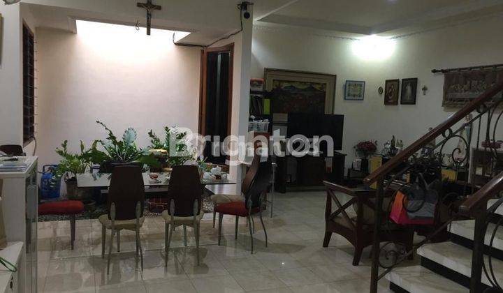 GRAHA FAMILI SIAP HUNI DESAIN PRIBADI BUKAN PROYEK 2