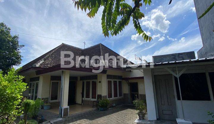 RUMAH KUNO LUAS&STRATEGIS DITENGAH KOTA MALANG AREA SUNGAI-SUNGAI  1