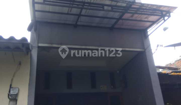 Rumah 3 Lantai Lokasi Strategis di Matraman Jakarta Timur