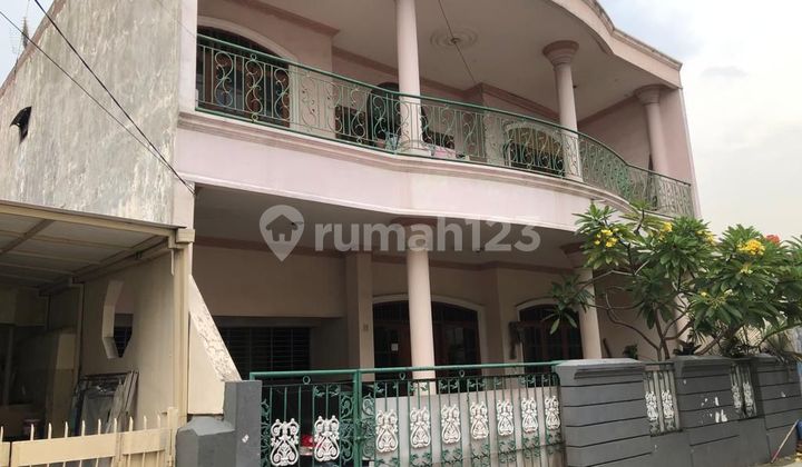 Rumah 2 lantai di utan kayu , shm, imb , Jakarta timur 
