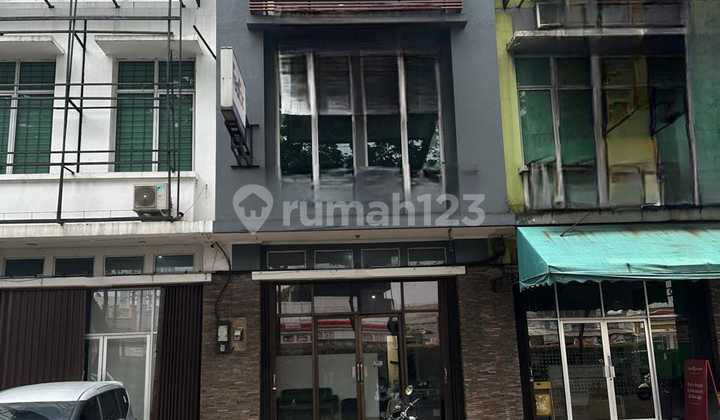 3.4 M Ruko Tol Boulevard Bsd