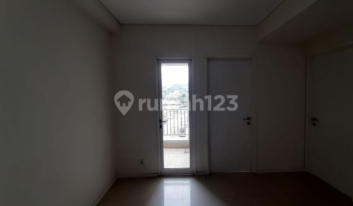 For Quick Sale: Parahyangan Residence Apartment