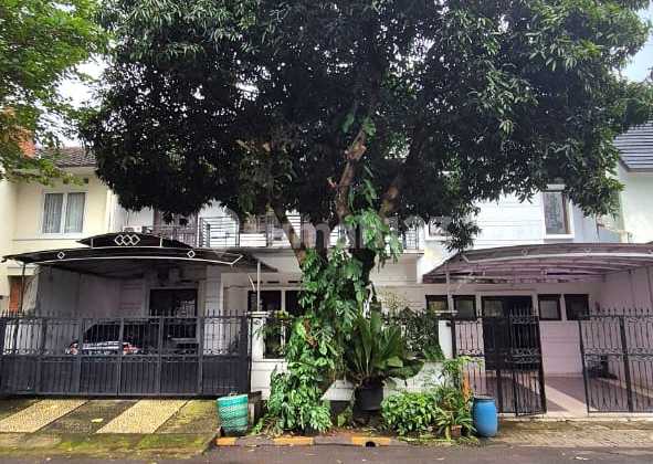 4.5 M Puspita Loka Row House on Jalan Besar, BSD