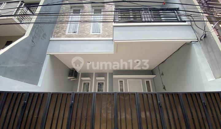 Dijual.rumah.tanjung.duren.3.lantai.2.1m Dijual.rumah.tanjung.duren.3.lantai.2.1m
