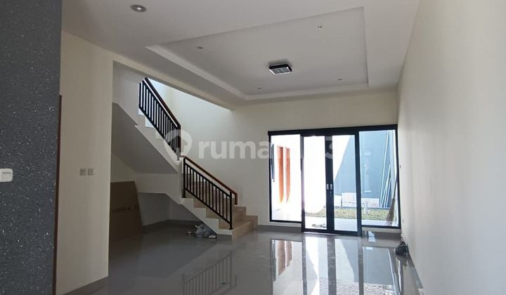 Di Jual Rumah Baru Tengah Kota  2