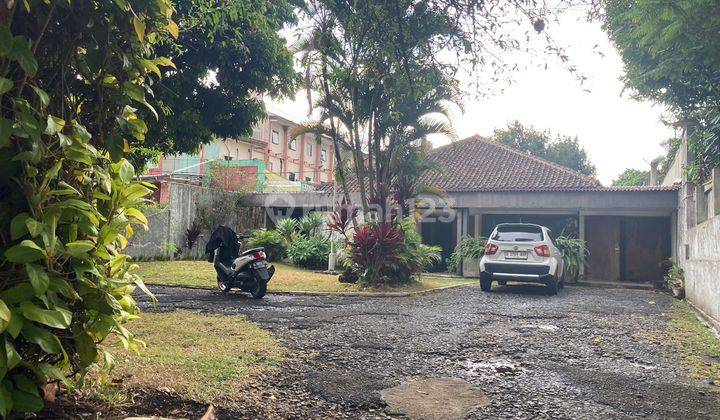 Di  Rumah Hitung Tanah Di Dago Shm