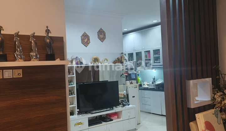 Dijual Rumah 2 Lantai Siap Huni Cluster Aman Nyaman Duren Sawit Jakarta Timur 2