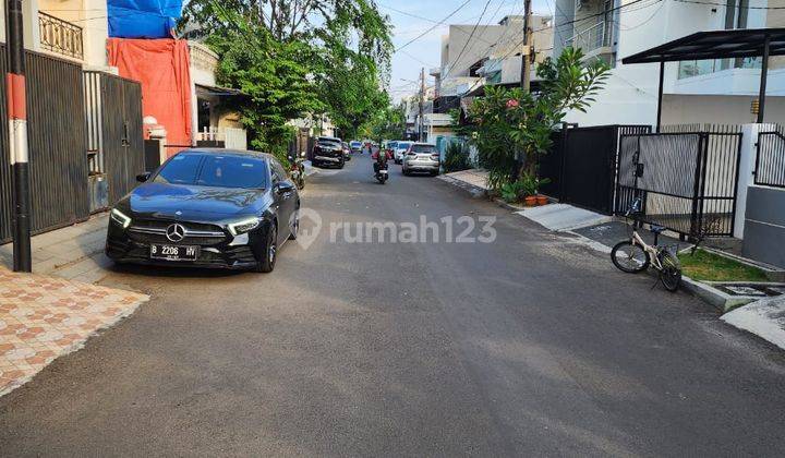 Dijual Rumah Siap Huni Janur Asri Kelapa Gading Jalan Lebar 2