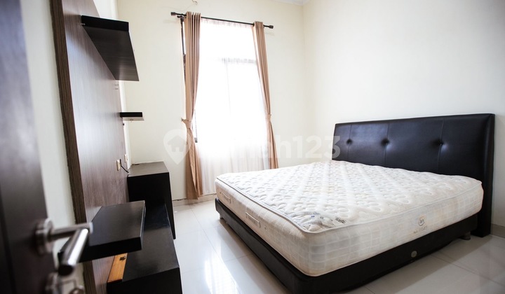 White Wood House Pulomas East Jakarta Ready to Occupancy For Sale 2