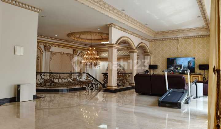 Luxury House Bgv with Pool in Kelapa Gading for Sale, Move-in Ready 2