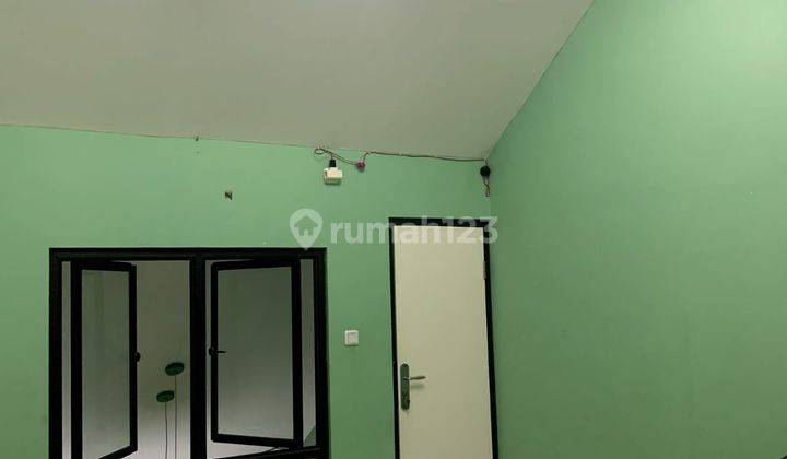 Dijual Murah Rumah Semi Furnished 2 Lantai di Karawaci Tangerang 2