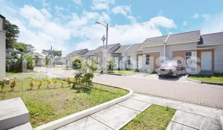 Rumah Siap Huni di Srimaya Residence 11