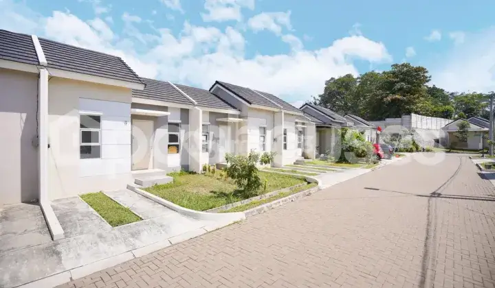 Rumah Siap Huni di Srimaya Residence 14