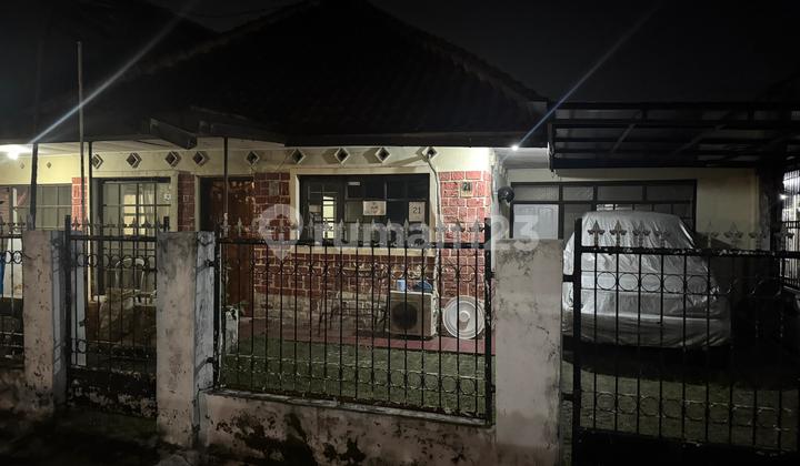 FOR RENT AN OLD HOUSE IN KATAMSO BANDUNG - requires renovation  ^IR 1