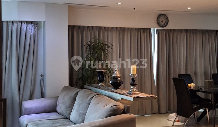FOR SALE 17th Floor Unit at EL ROYALE APARTMENT, Merdeka Street, Bandung - Fully Furnished