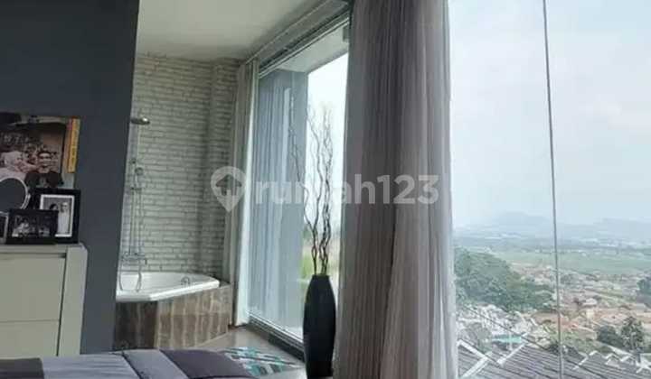 FOR RENT: MINIMALIST 3-STORY HOUSE IN G-LAND PADALARANG BANDUNG - rooftop ^FH