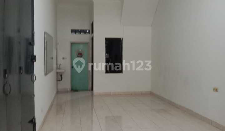 FOR SALE/LEASE PAGARSIH BANDUNG SHOPHOUSE; 2.6B/95M - NET 1