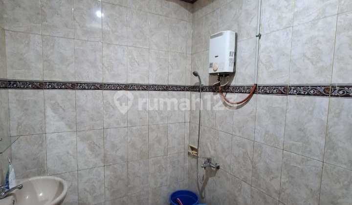 FOR SALE HOUSE ON ELANG STREET BANDUNG SEMI FURNISHED 2