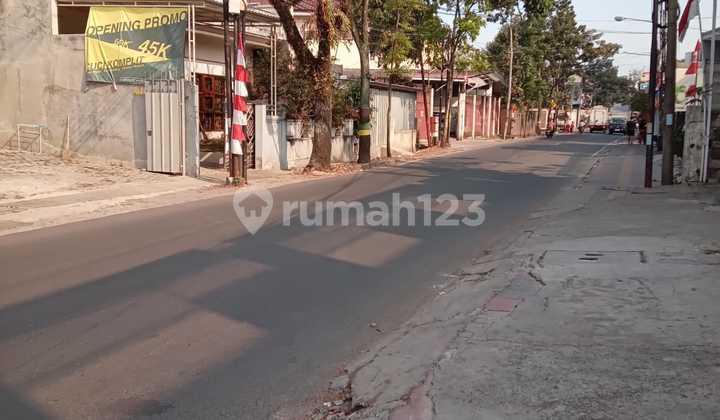 FOR SALE/LEASE 2-STORY SHOPHOUSE ON SRIWIJAYA STREET BANDUNG ^RY FOR SALE/LEASE 2-STORY SHOPHOUSE ON SRIWIJAYA STREET BANDUNG ^RY