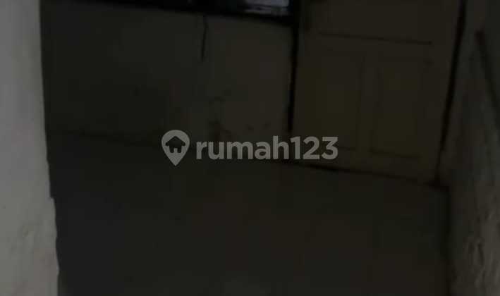 FOR RENT AN OLD HOUSE IN KATAMSO BANDUNG - requires renovation  ^IR 2