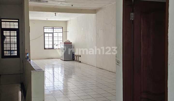 FOR RENT 2-Story Shop House on Main Road, Taman Kopo Indah II, Bandung Regency ^YL FOR RENT 2-Story Shop House on Main Road, Taman Kopo Indah II, Bandung Regency ^YL