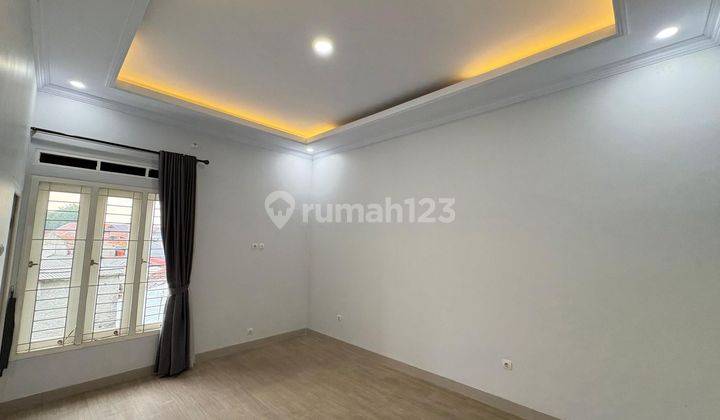 Rumah 1 Lt Strategis 15 Menit ke AEON Mall Tanjung Barat Bisa KPR J34032