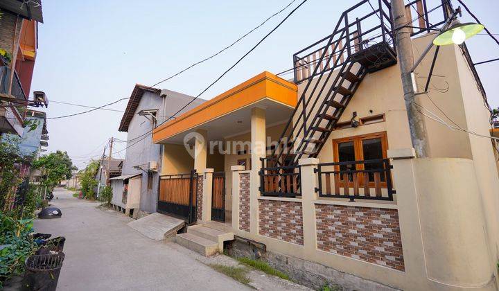 Rumah Minimalis LT 99 di Bekasi Dekat Terminal dan RS Siap Huni J-23375 2