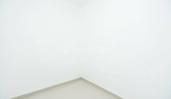 Rumah Cantik Ready Furnished dekat Sekolah di Bekasi Harga Nego J21806 2