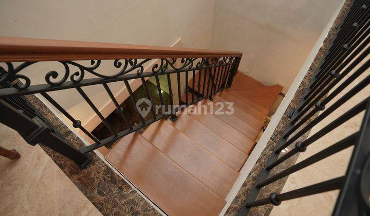 Rumah Luas 5 Kamar Tidur 10 menit ke Gerbang Tol Sentul Barat J12831
