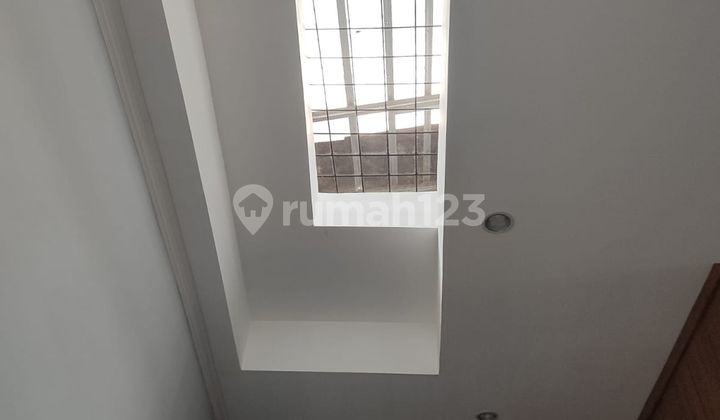 Rumah LT 102 Siap KPR 15 Menit ke Plasa Cibubur Hadap Selatan J34087 2