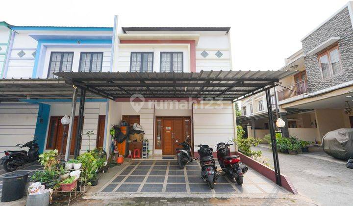 Rumah Seken Cantik 2 Lt dekat Bintaro Plaza Harga Nego Dibantu KPR J18011