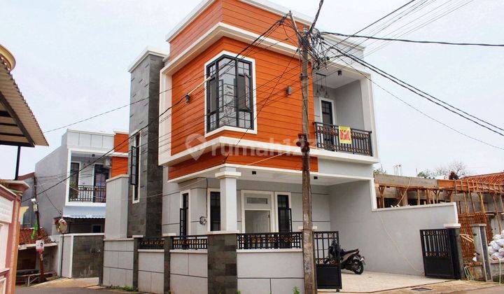 Rumah Hook Cantik 2 Lt Hadap Selatan di Pancoran Mas dekat One Belpark Mall J20273 1