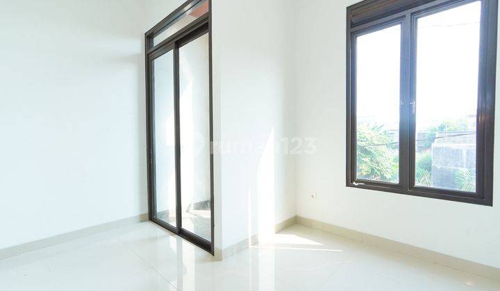 Rumah Siap Huni 10 Menit ke Mall Bintaro Jaya Xchange Semi Furnished J23138 2