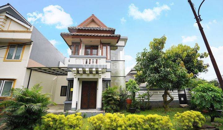 Rumah Mewah Luas Semi Furnished dekat Mall dan Sekolah di Gading Serpong Siap KPR J11363 1