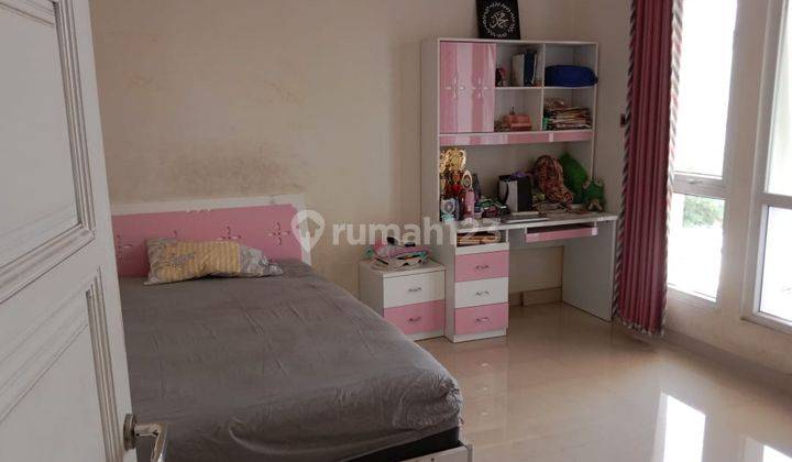 Rumah Mewah 6 Kamar Tidur Hadap Selatan 5 menit ke Gerbang Tol Sentul Barat J25894 2